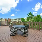 Modern 4Br Penthouse In Downtown By Hosteeva