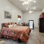 N Broad Studios