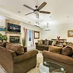 Urban Condos With Spacious Rooms & Amenities