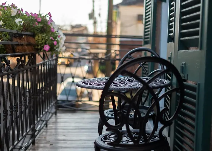 Royal Frenchmen Hotel And Bar