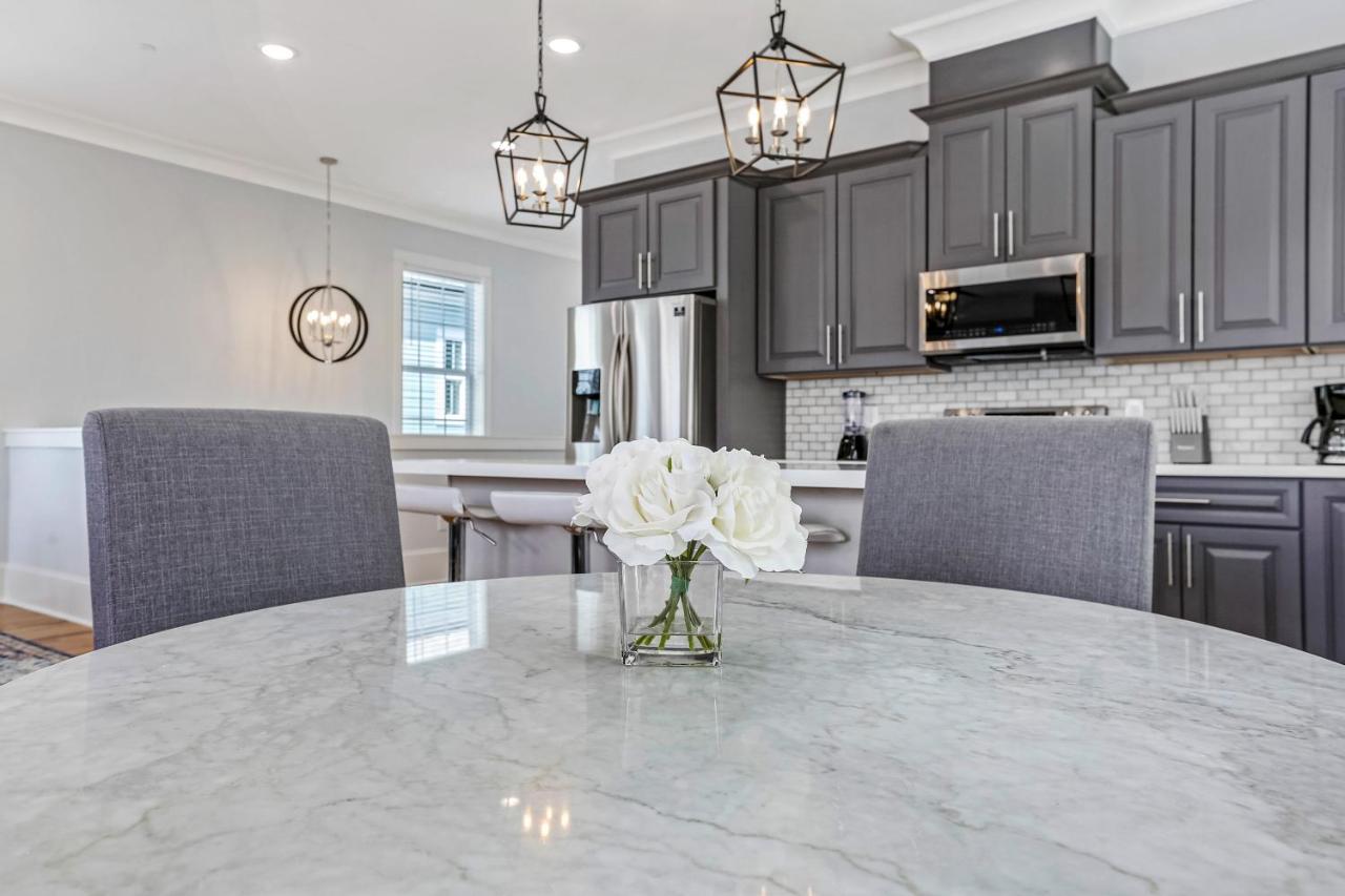 Stunning 4br-5br Near Frnch Quarter Homes By Hosteeva