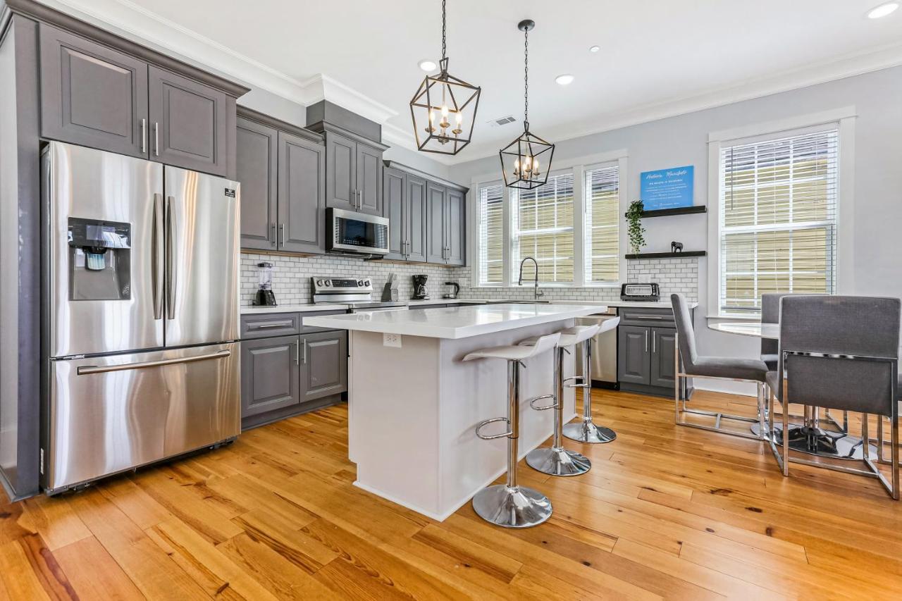 Stunning 4br-5br Near Frnch Quarter Homes By Hosteeva * New Orleans