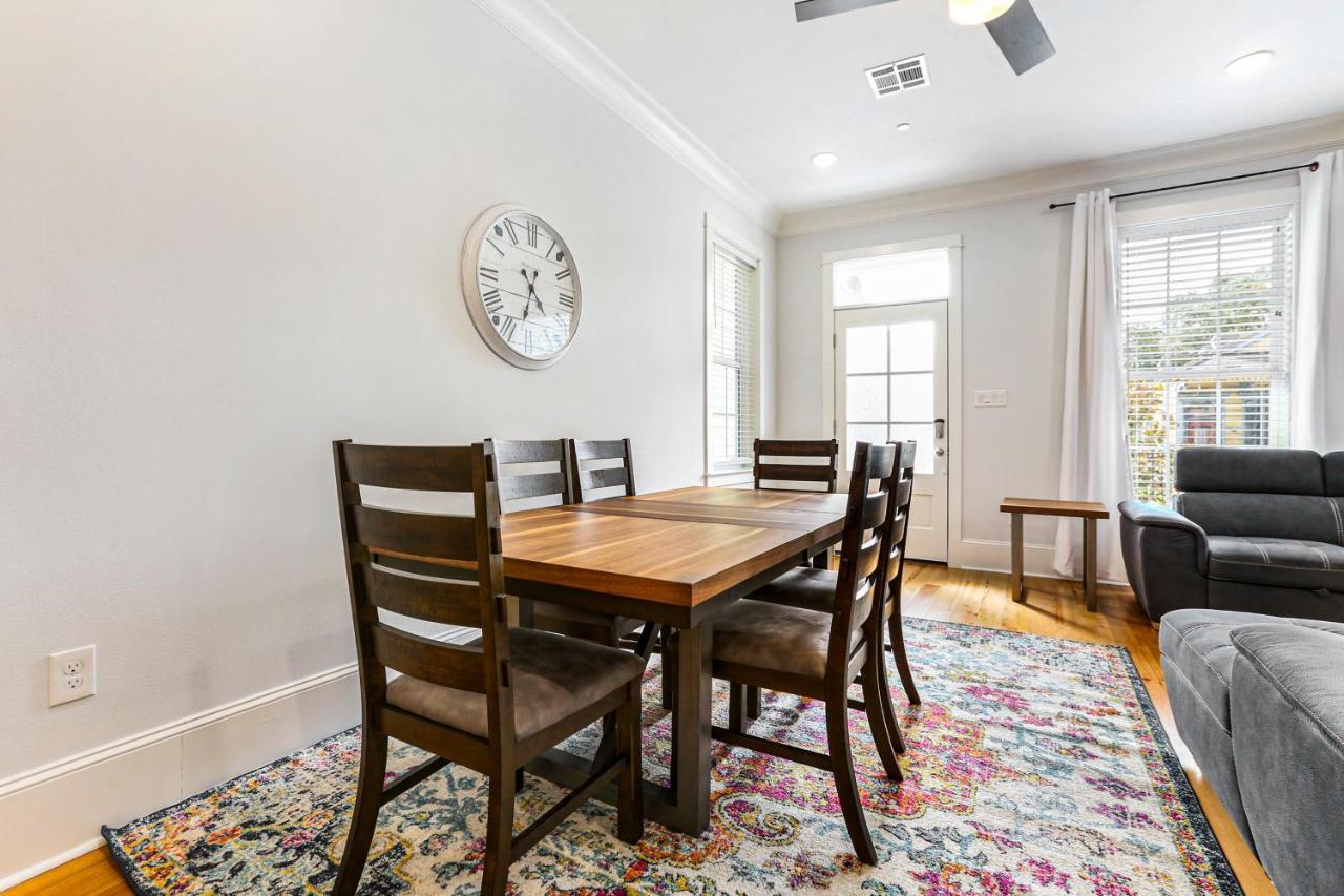 Stunning 4br-5br Near Frnch Quarter Homes By Hosteeva Apartment *