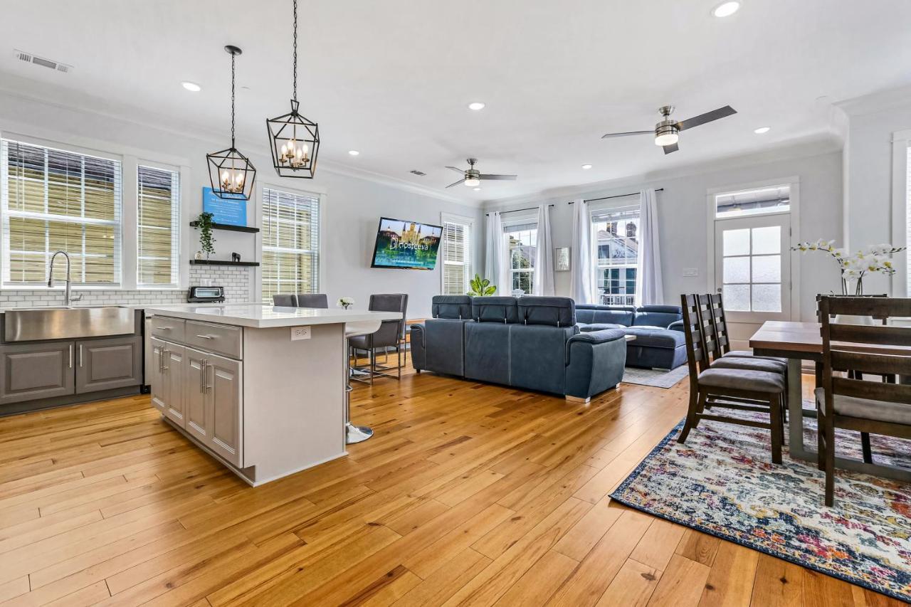 Stunning 4br-5br Near Frnch Quarter Homes By Hosteeva *