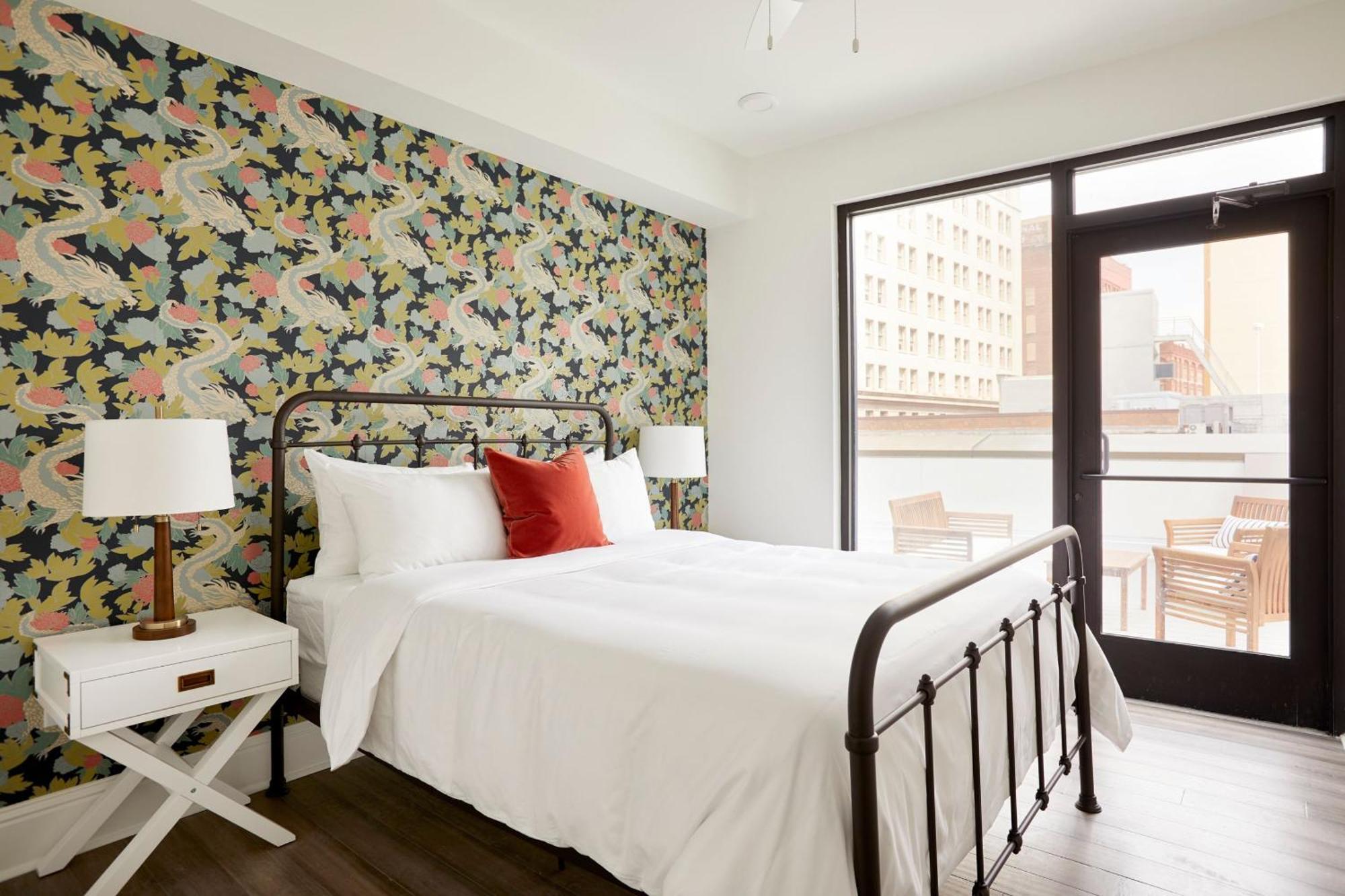 Sonder Lafayette Square Aparthotel
