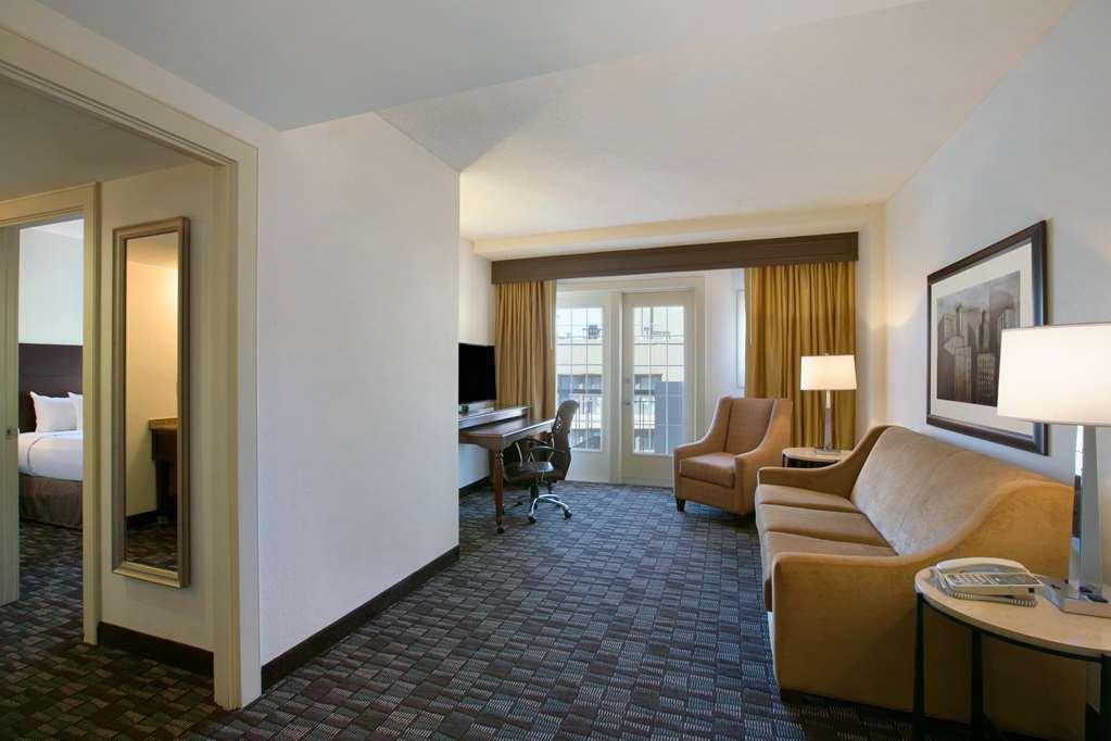 Embassy By Hilton Convention Center Hotel