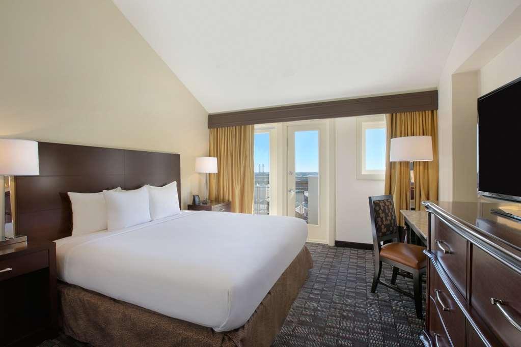 Embassy By Hilton Convention Center Hotel New Orleans