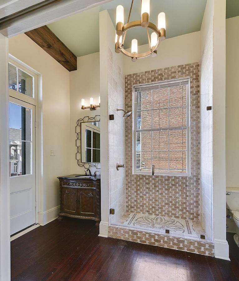French Quarter 3 Bedroom Condo With Balcony * New Orleans