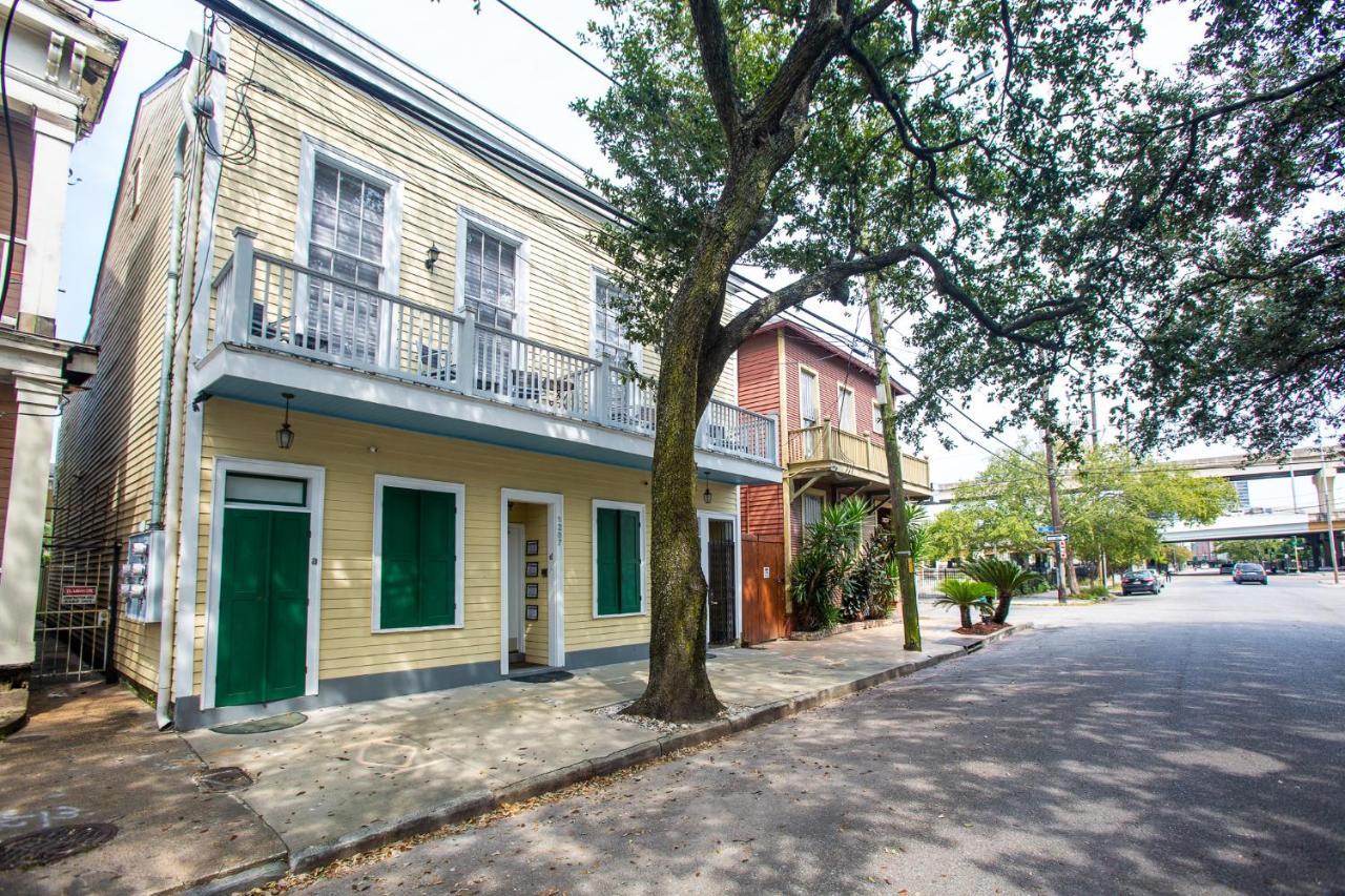 Alligator Alley Apartment *