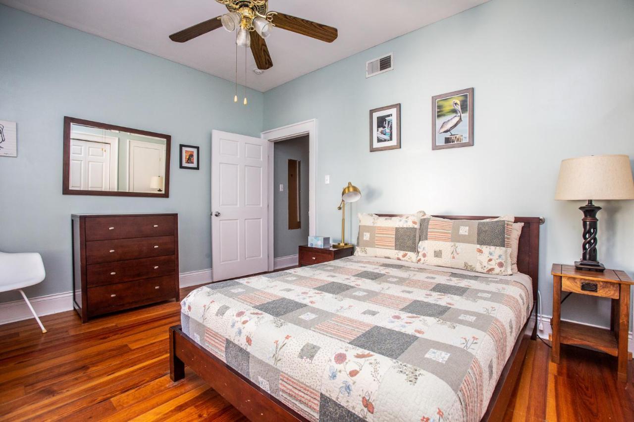 Pelican Point Apartment *