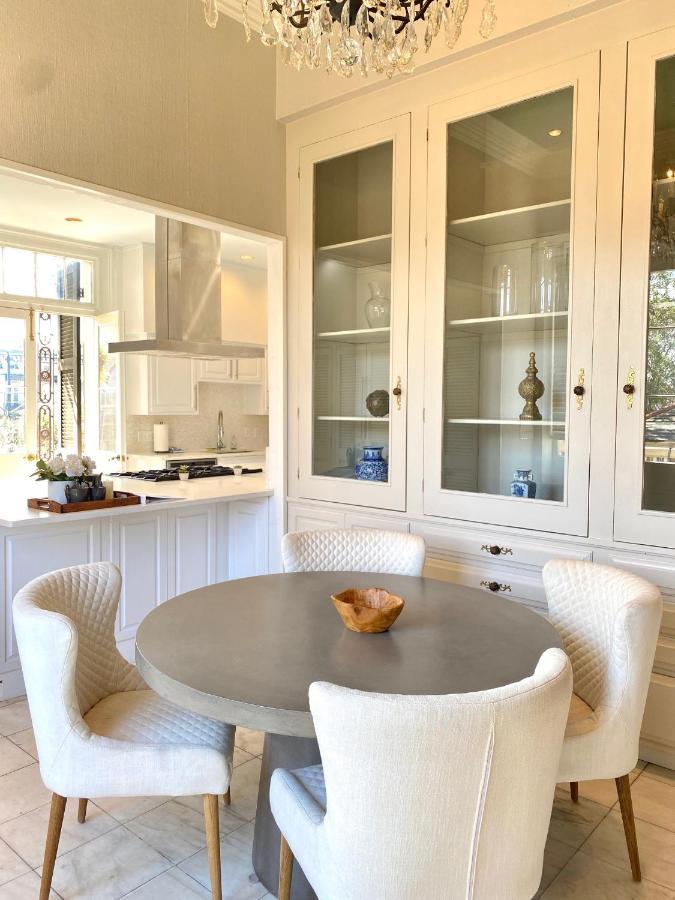 French Quarter 3 Bedroom Condo With Balcony *