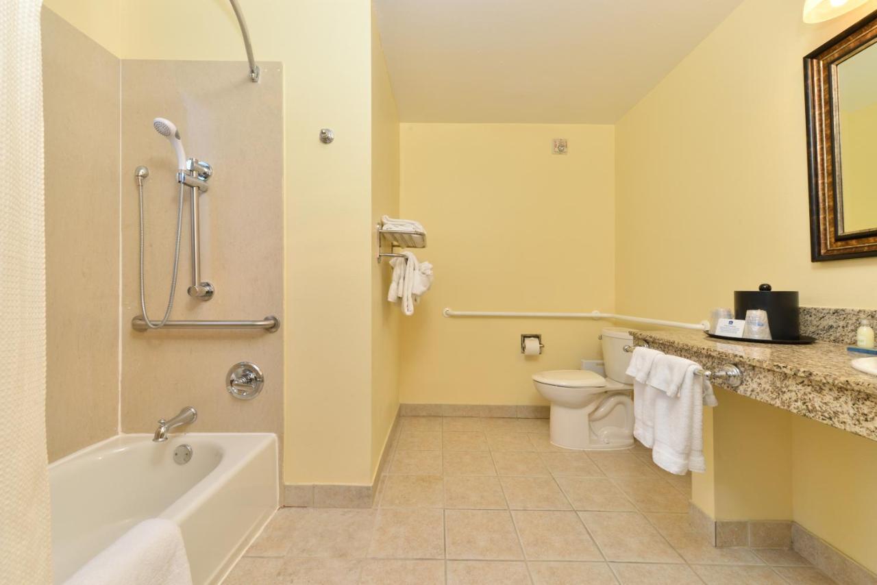 Hotel St Charles Inn, Superior