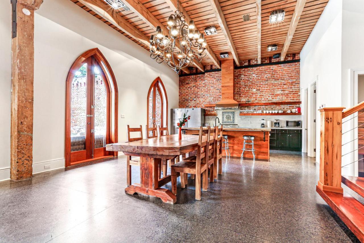 Holiday home Stunning 5 Bedroom Urban Oasis Downtown Nola *