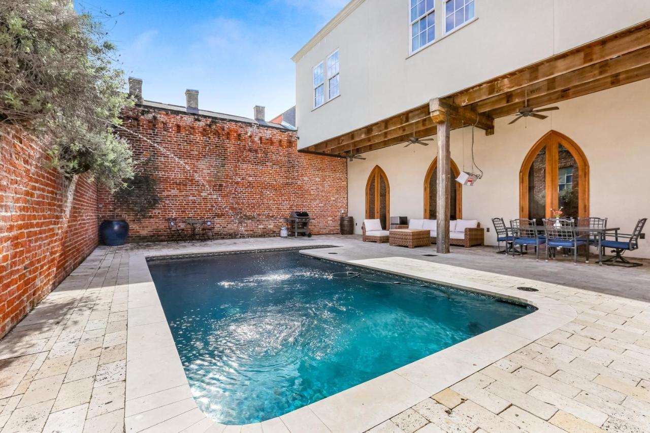 Holiday home Stunning 5 Bedroom Urban Oasis Downtown Nola New Orleans