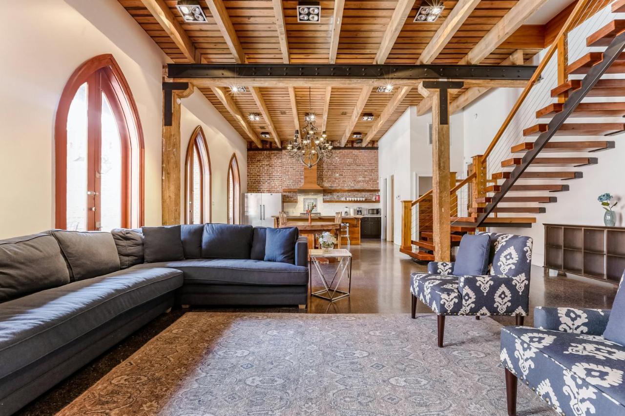 Stunning 5 Bedroom Urban Oasis Downtown Nola * New Orleans