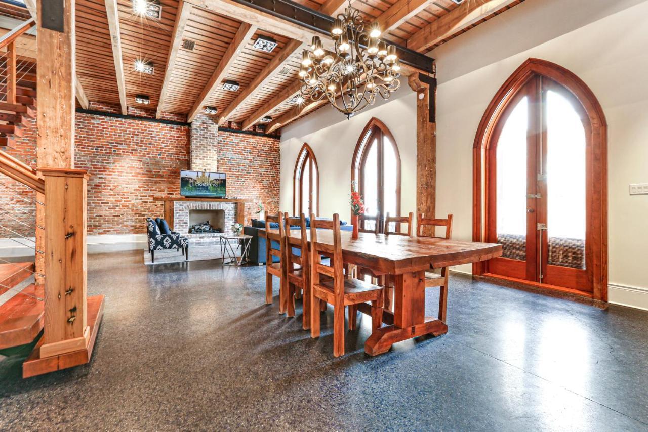 Holiday home Stunning 5 Bedroom Urban Oasis Downtown Nola