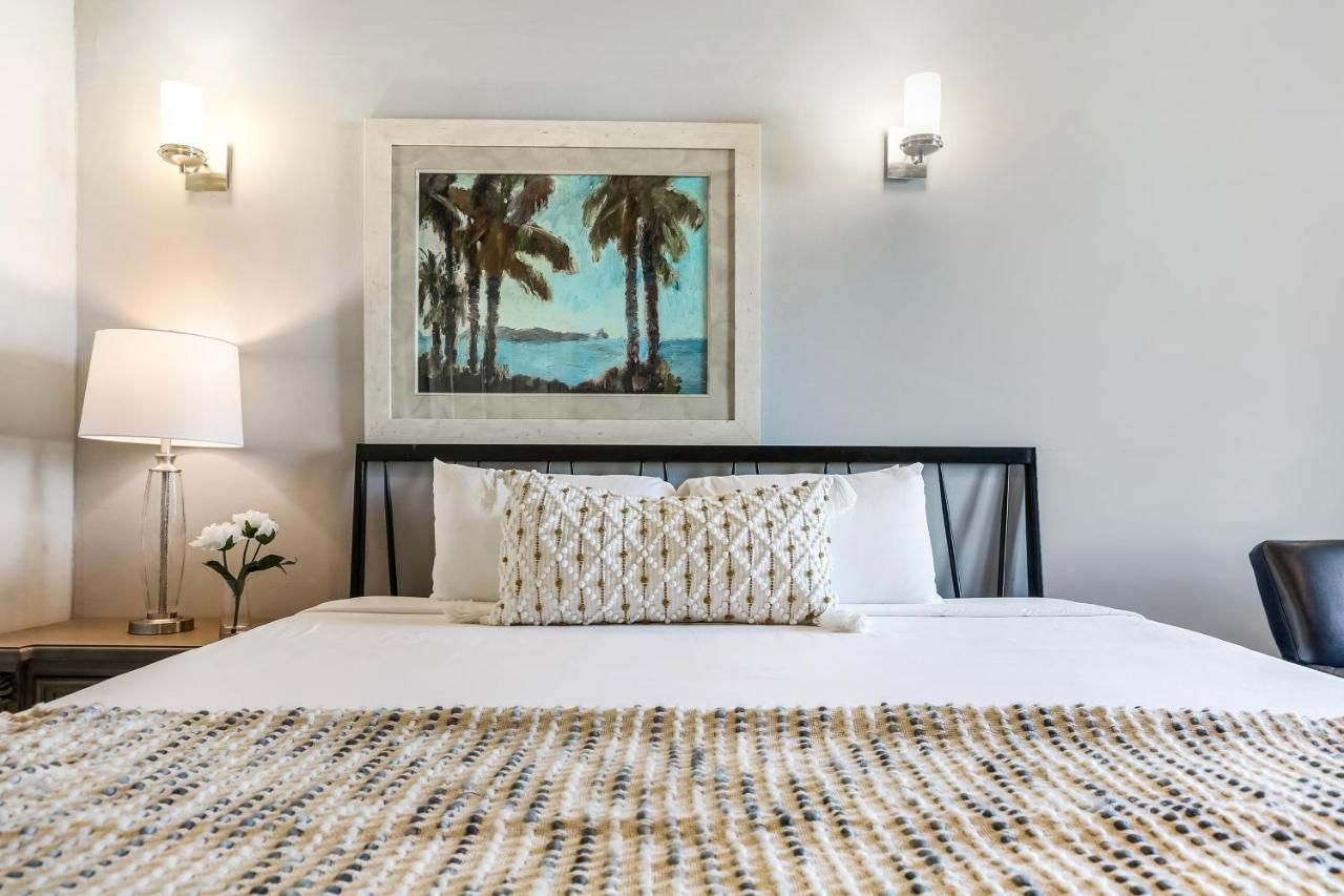 5br Penthouse Steps To The Streetcar & Fq * New Orleans