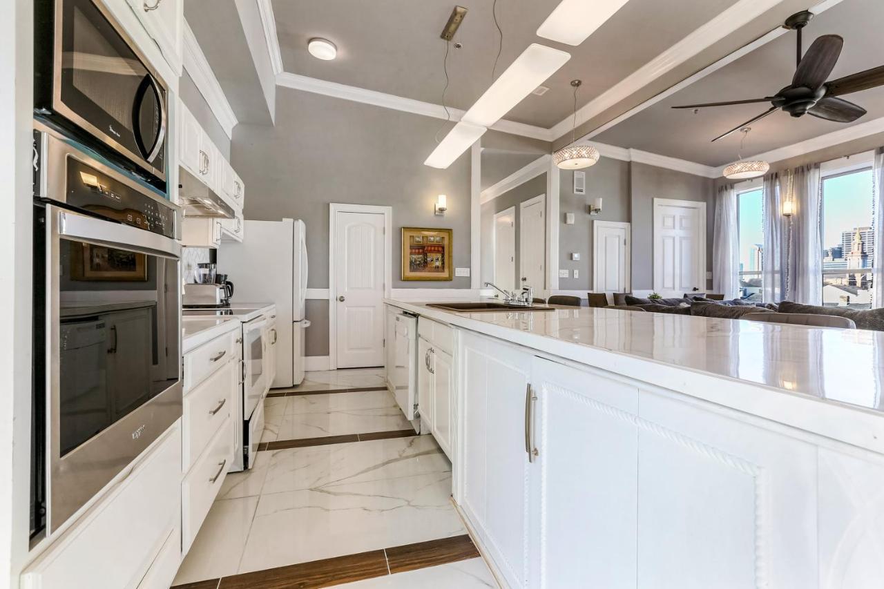 Apartment 5br Penthouse Steps To The Streetcar & Fq