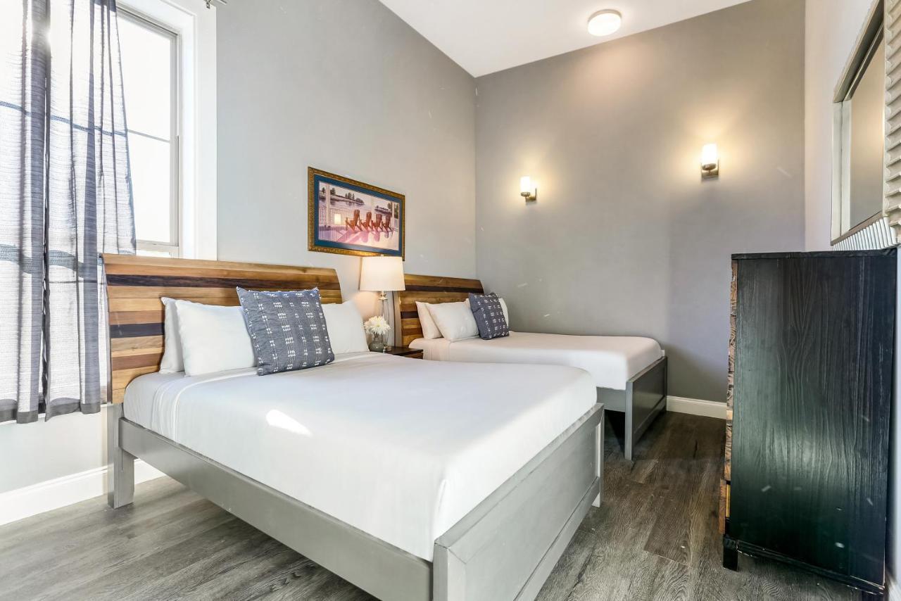 Apartment 5br Penthouse Steps To The Streetcar & Fq New Orleans