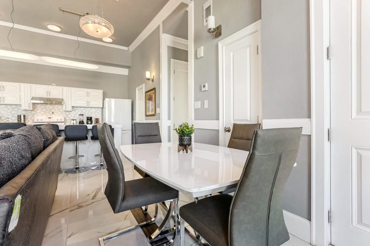 Apartment 5br Penthouse Steps To The Streetcar & Fq *
