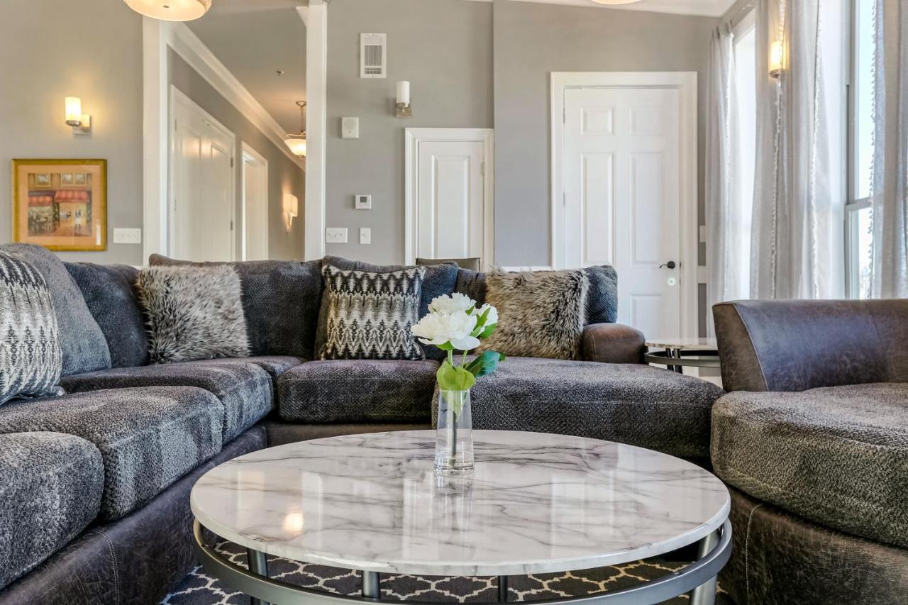 Apartment 5br Penthouse Steps To The Streetcar & Fq *