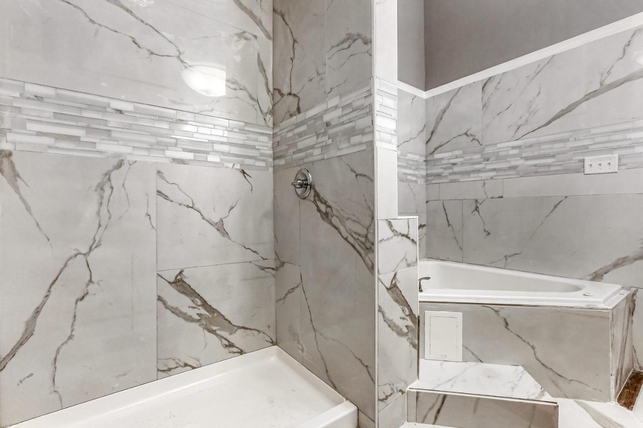 5br Penthouse Steps To The Streetcar & Fq