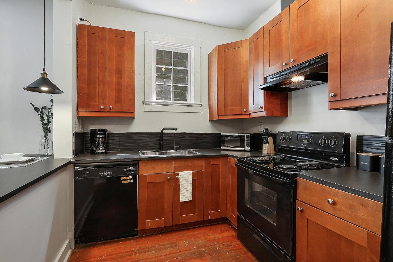 Carondelet Street Lux Apartment *
