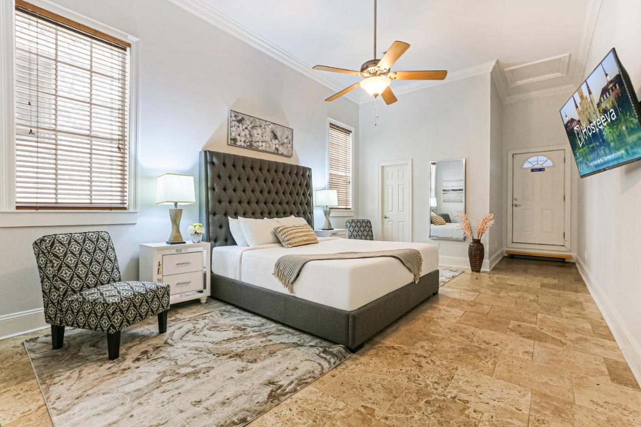 Hosteeva Modern Steps To St Charles Ave & Close To Fq Apartment *