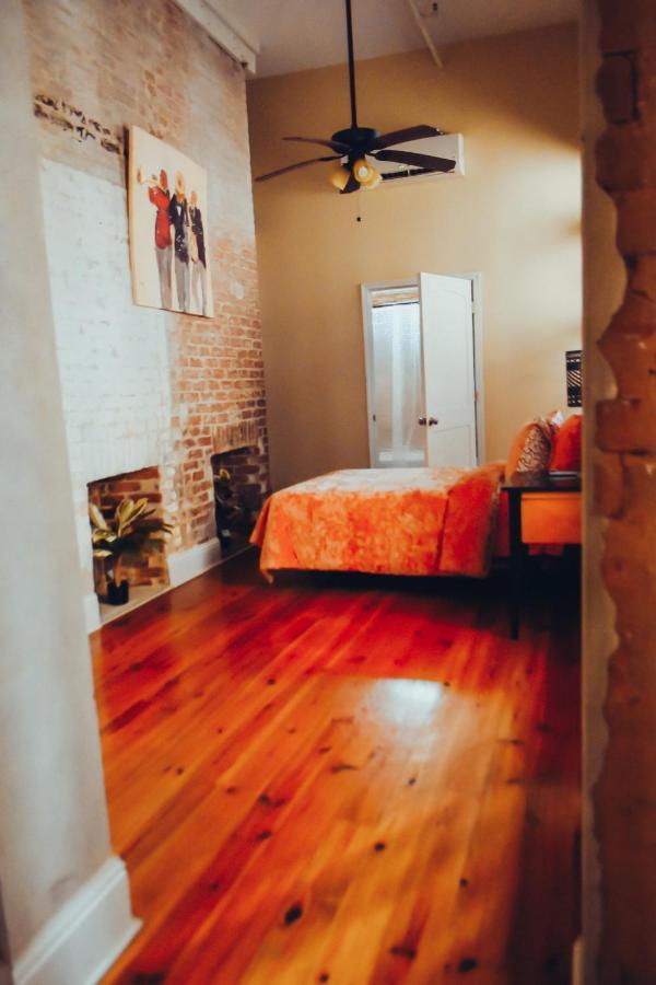 French Quarter - Blocks From Bourbon St Aparthotel *