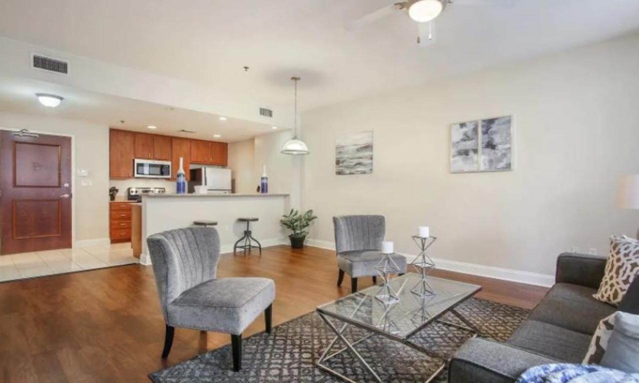 Nola Stays Condominiums Hotel