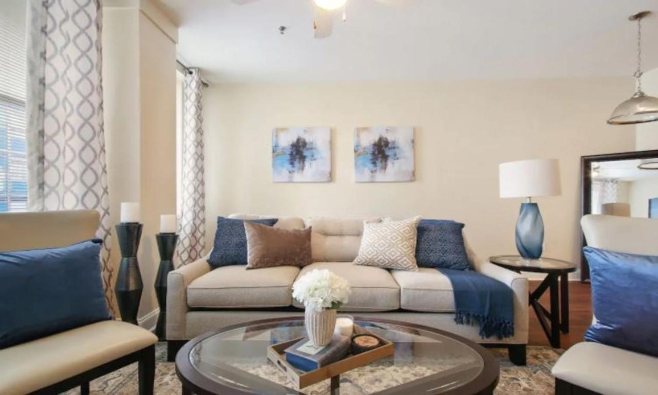 Hotel Nola Stays Condominiums *
