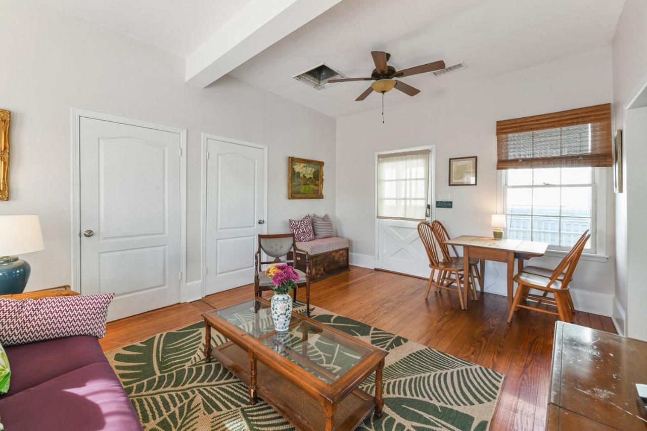 Montgomery House Aparthotel 3*