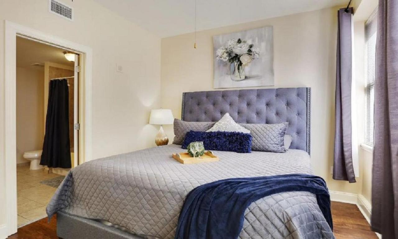 Hotel Nola Stays Condominiums