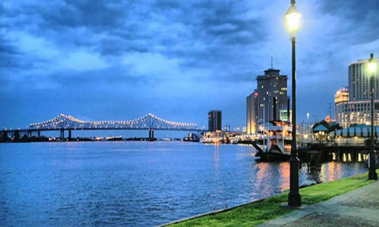 Hotel Nola Stays Condominiums