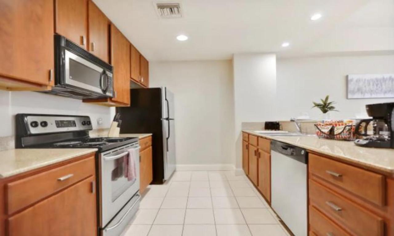 Hotel Nola Stays Condominiums *