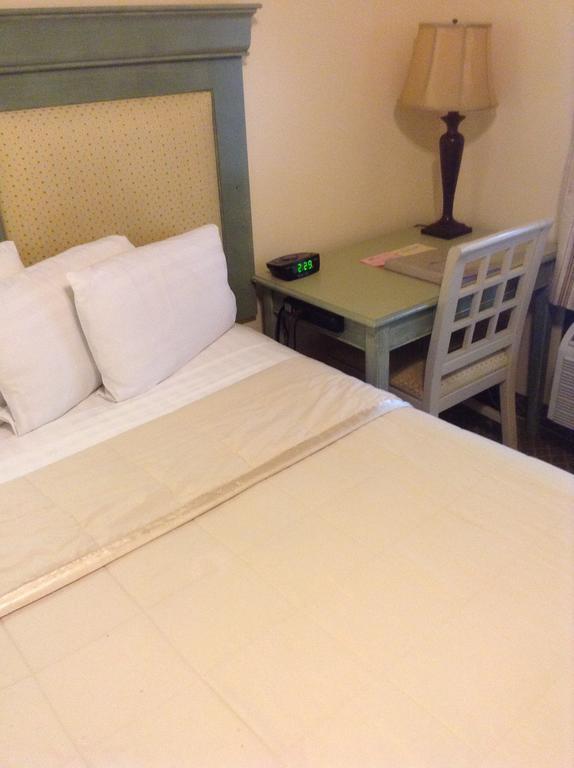 Inn The Prytania Oaks 2*