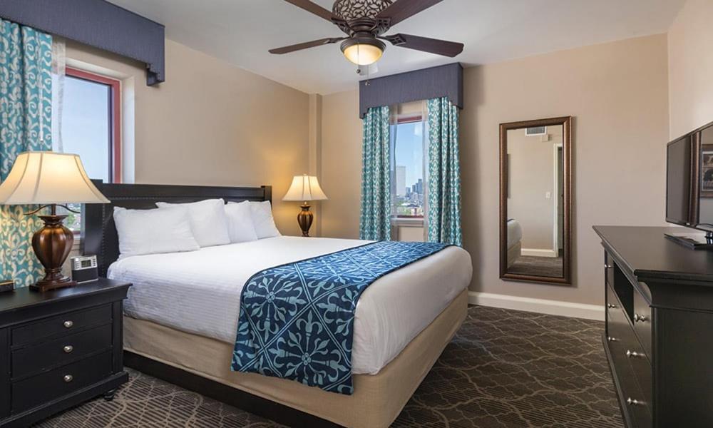 Club Wyndham Avenue Plaza 3*