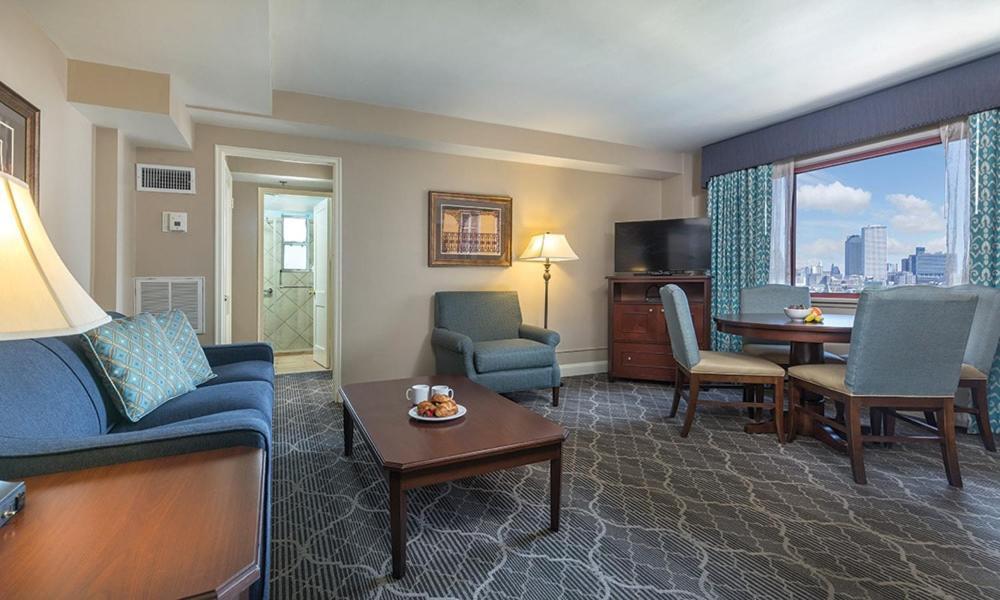 Club Wyndham Avenue Plaza Hotel