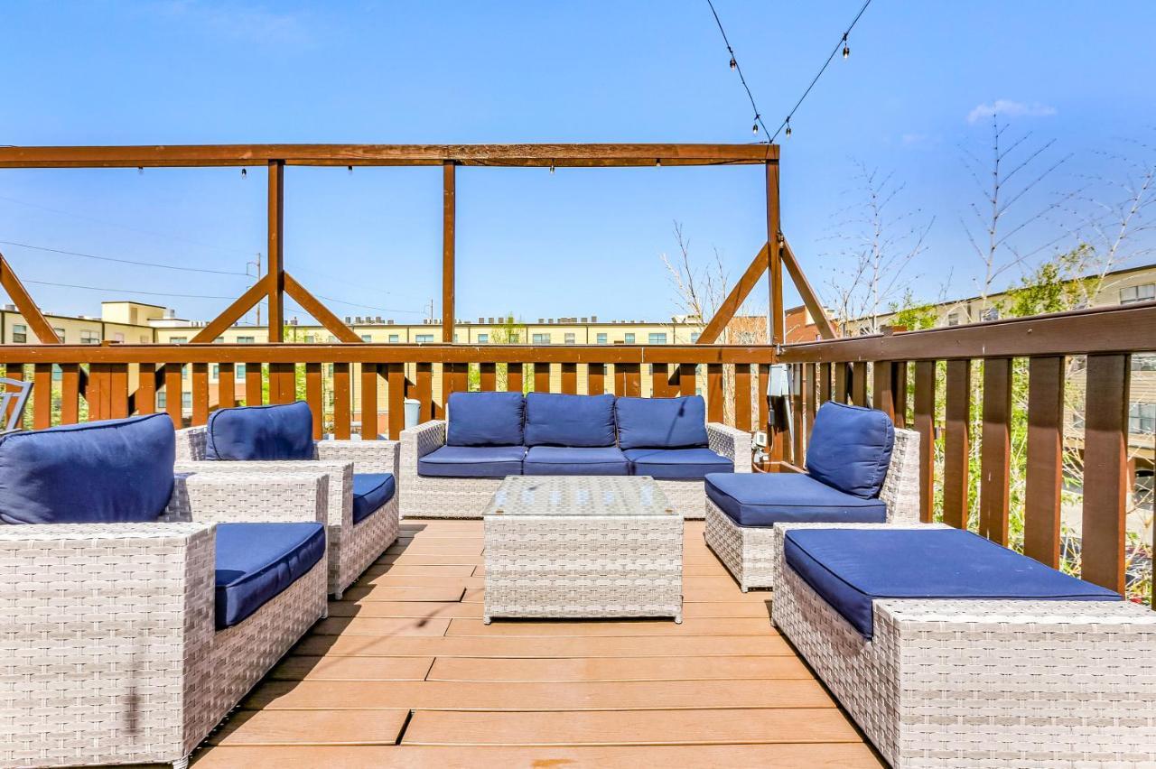 Modern 4br In Downtown *