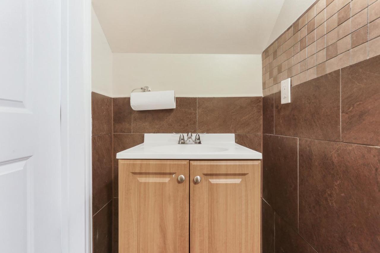Modern 4br In Downtown *