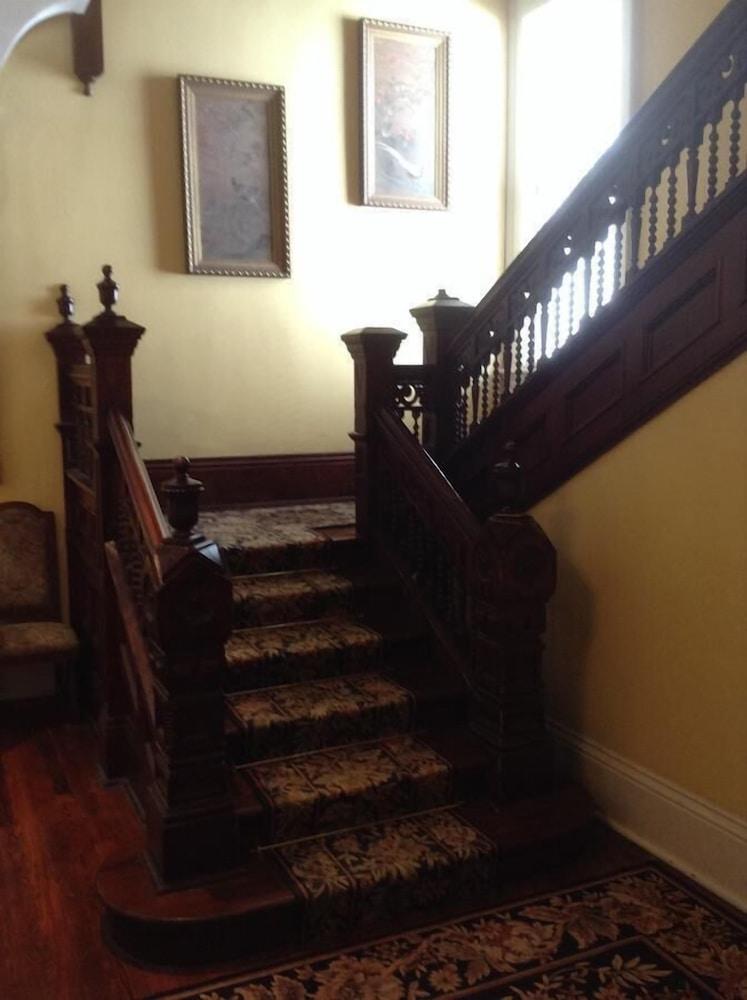 Bed & Breakfast The Queen Anne New Orleans