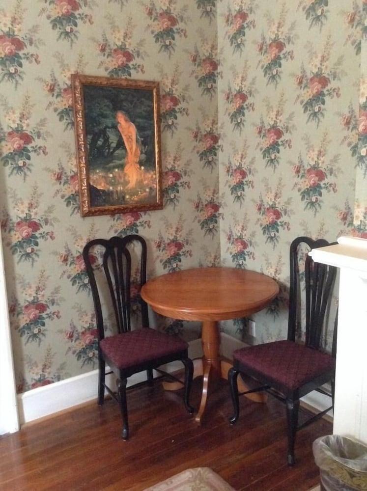 Bed & Breakfast The Queen Anne New Orleans