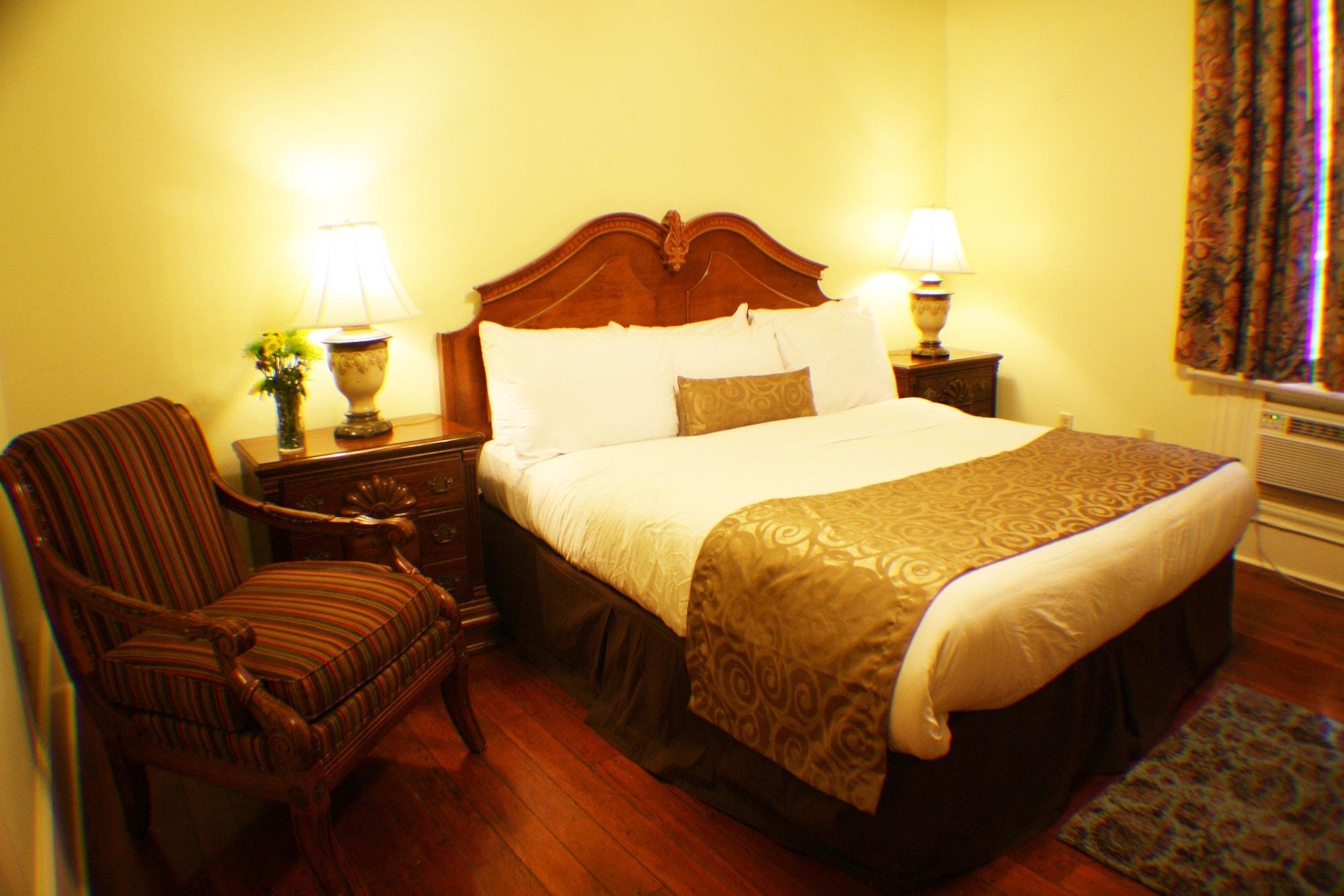 Historic Streetcar Hotel 2*