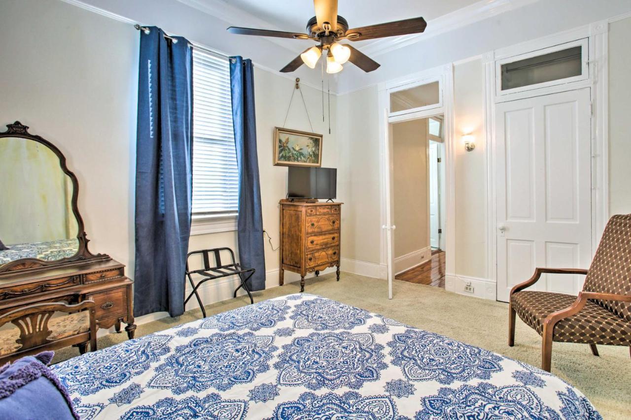 Holiday home Historic Townhome - 2 Mi To French Quarter!