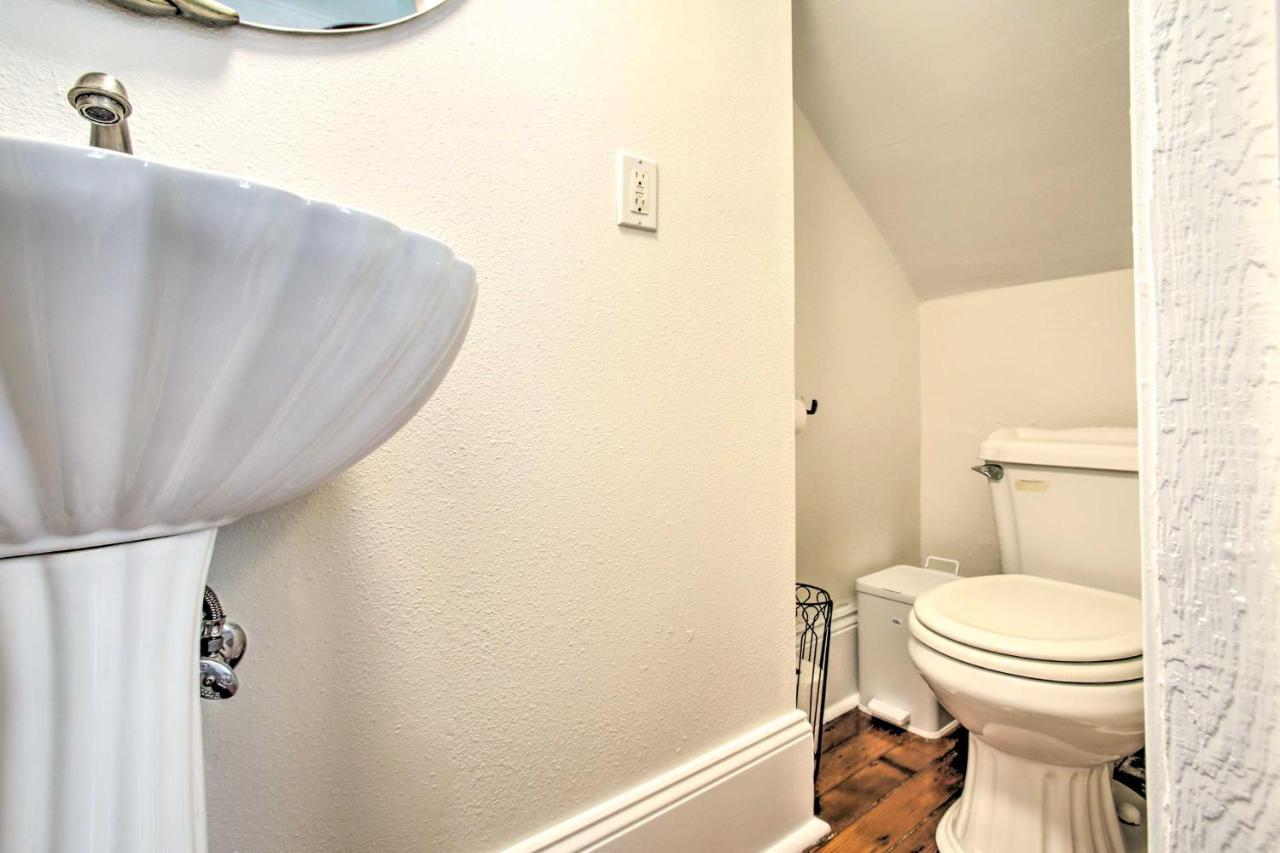 Holiday home Historic Townhome - 2 Mi To French Quarter! *
