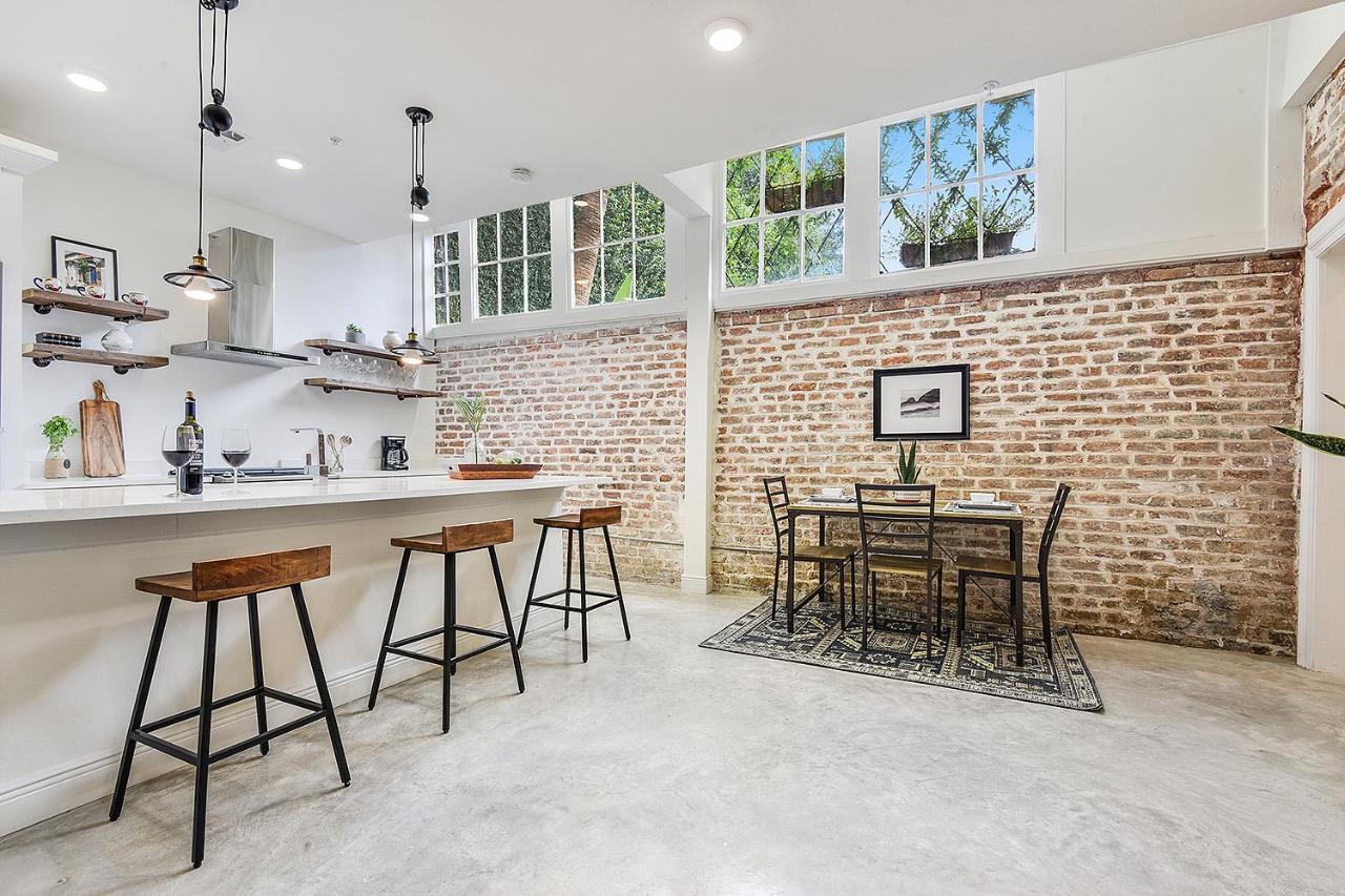 3bd / 6 Guests / Phenomenal Location