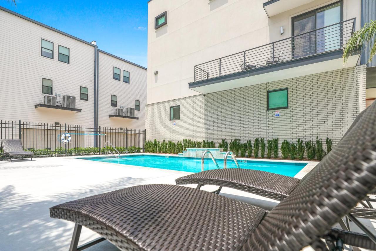 Holiday home Modern 4br Townhouse In Bienville