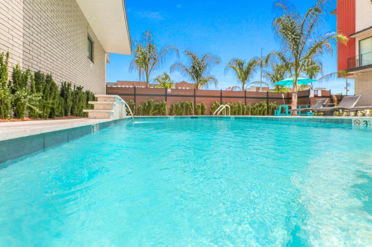 Modern 4br Townhouse In Bienville *