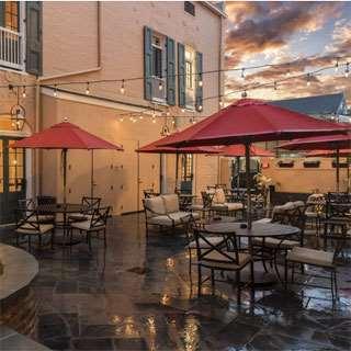 Royal Frenchmen And Bar Hotel 4*