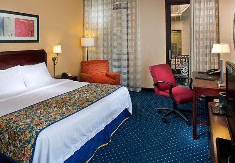 Courtyard By Marriott Downtown Near The French Quarter Hotel New Orleans